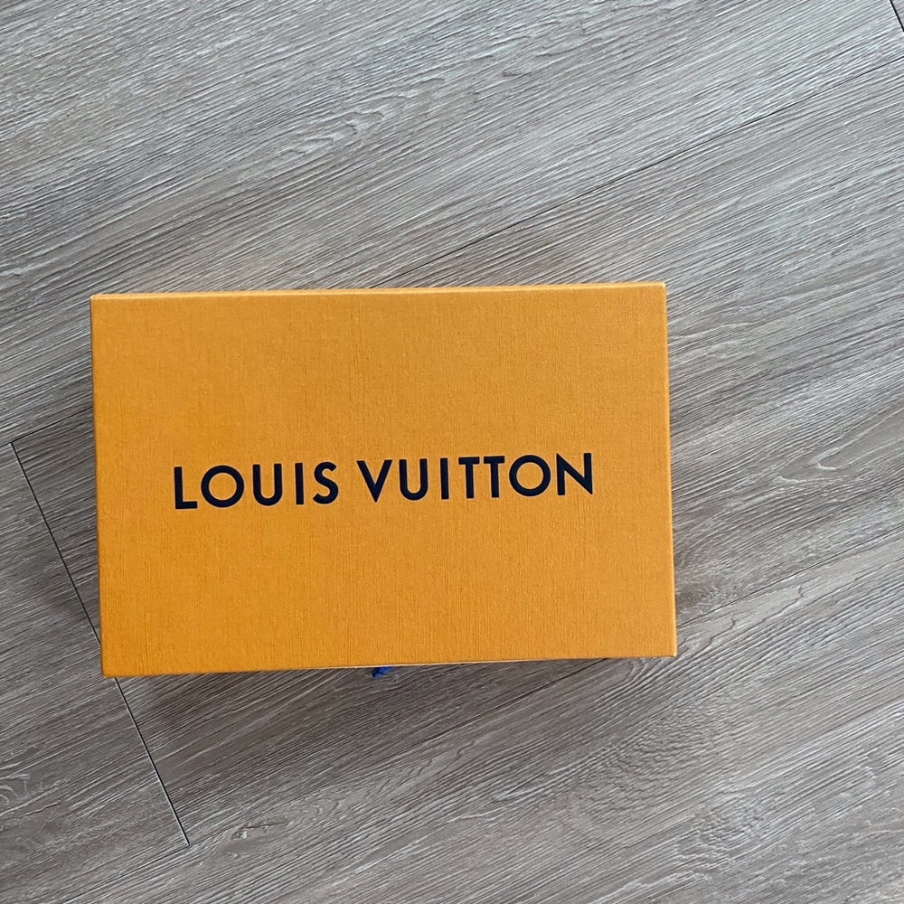 *NEW* Louis Vuitton Authentic box